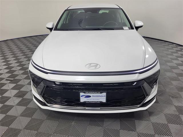 new 2025 Hyundai Sonata car, priced at $29,564