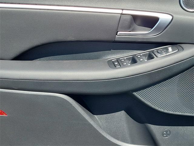 new 2025 Hyundai Sonata car, priced at $29,564