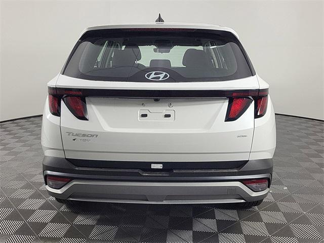 new 2025 Hyundai Tucson car, priced at $30,424