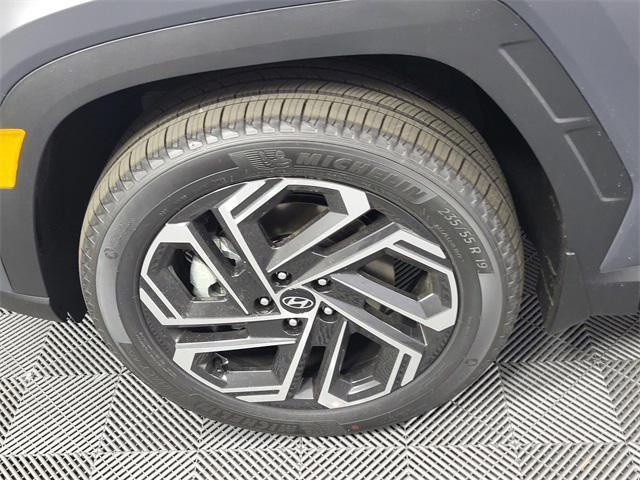 new 2025 Hyundai Tucson car, priced at $40,639
