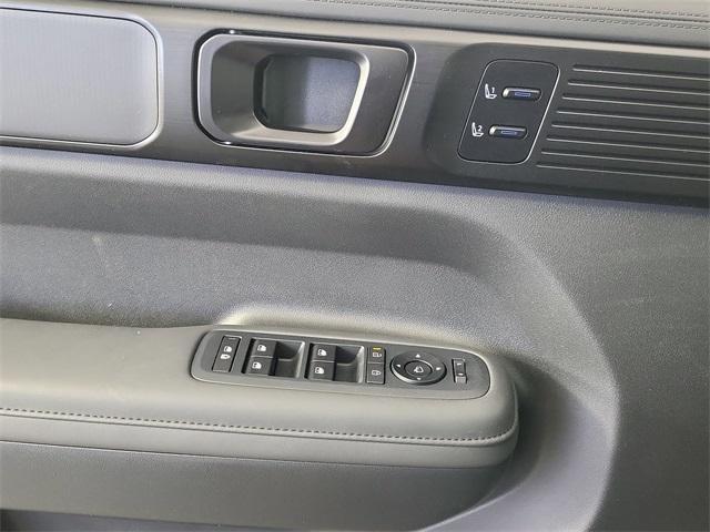 new 2025 Hyundai SANTA FE HEV car, priced at $49,233