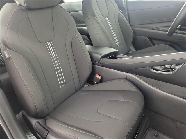 new 2025 Hyundai ELANTRA HEV car, priced at $25,483