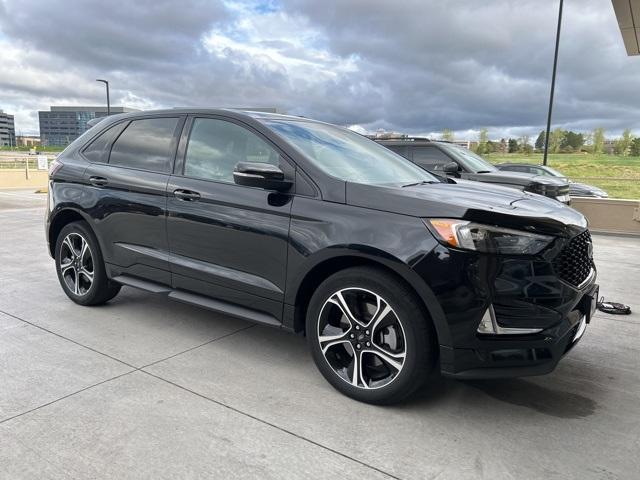 used 2022 Ford Edge car, priced at $33,299