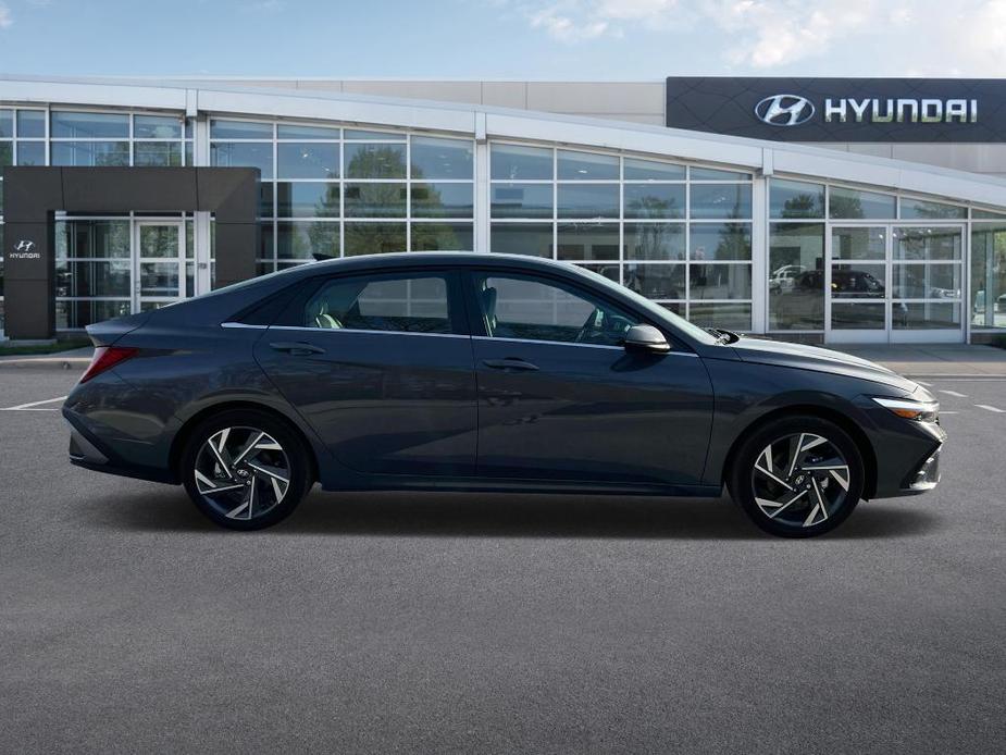 new 2024 Hyundai Elantra HEV car, priced at $27,863