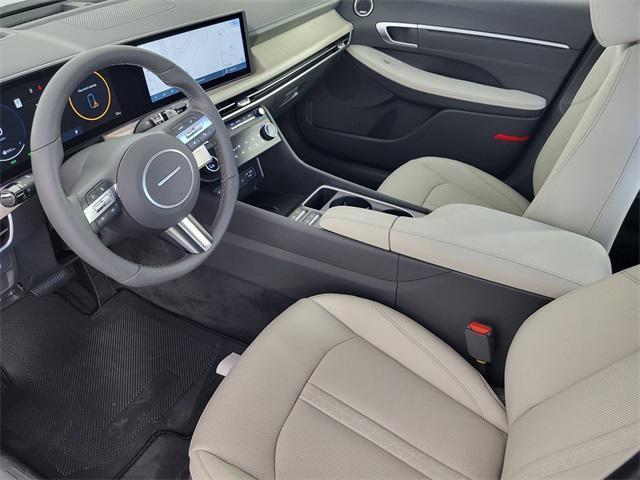 new 2025 Hyundai Sonata Hybrid car, priced at $37,128