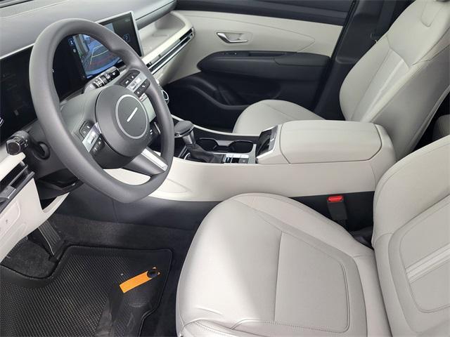 new 2025 Hyundai Tucson car, priced at $32,084