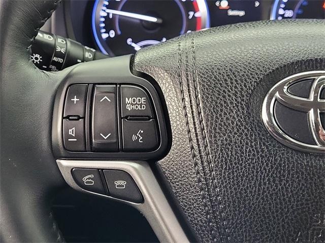 used 2016 Toyota Highlander car, priced at $20,299