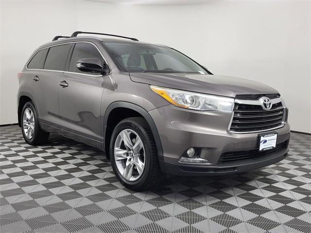used 2016 Toyota Highlander car, priced at $20,299