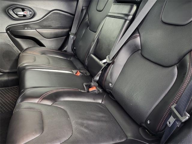 used 2019 Jeep Cherokee car, priced at $18,299