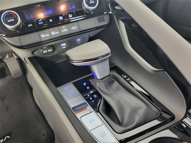 new 2025 Hyundai ELANTRA HEV car, priced at $25,558