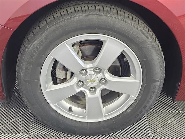 used 2015 Chevrolet Cruze car, priced at $9,599