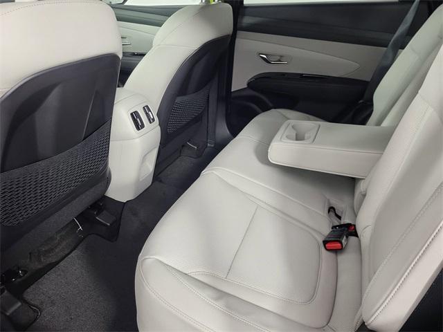 new 2025 Hyundai TUCSON Hybrid car