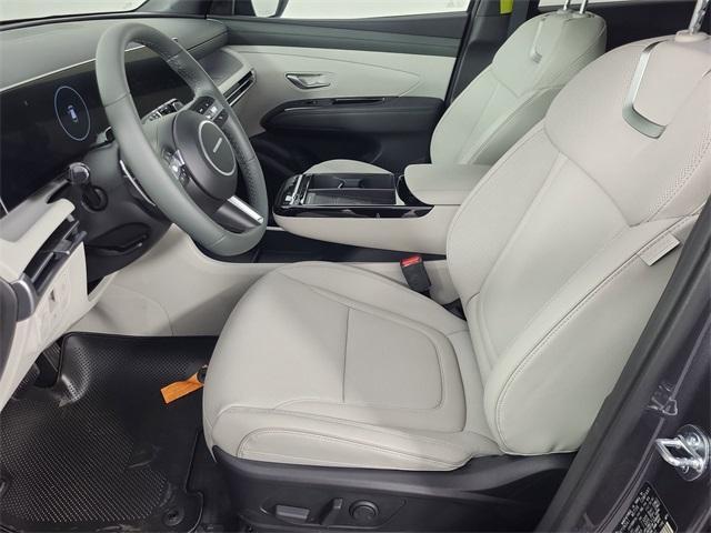 new 2025 Hyundai TUCSON Hybrid car