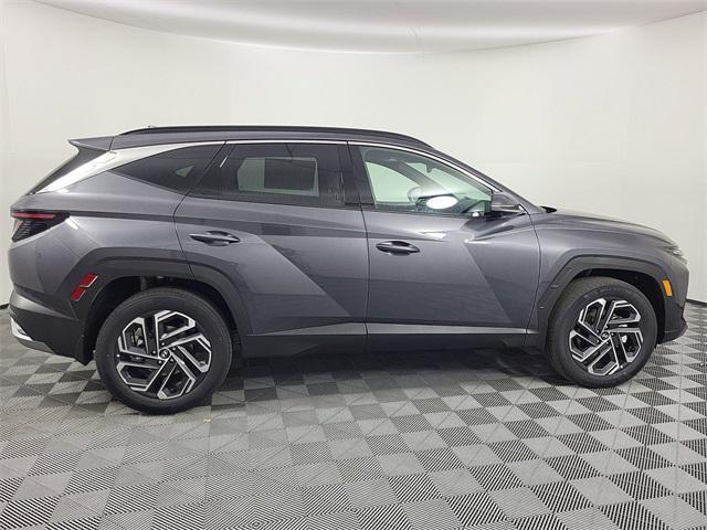 new 2025 Hyundai TUCSON Hybrid car
