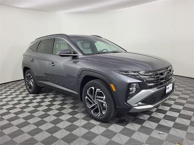 new 2025 Hyundai TUCSON Hybrid car