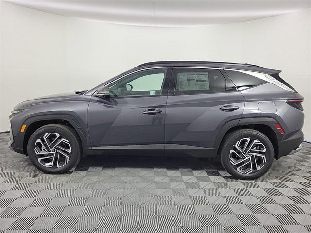 new 2025 Hyundai TUCSON Hybrid car