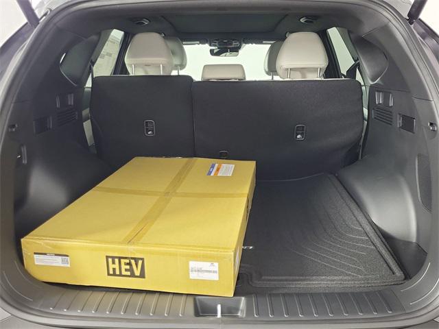 new 2025 Hyundai TUCSON Hybrid car