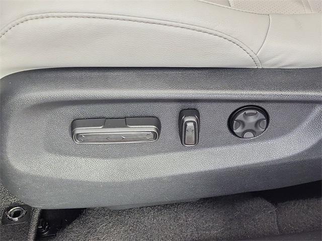 used 2020 Honda CR-V car, priced at $26,799