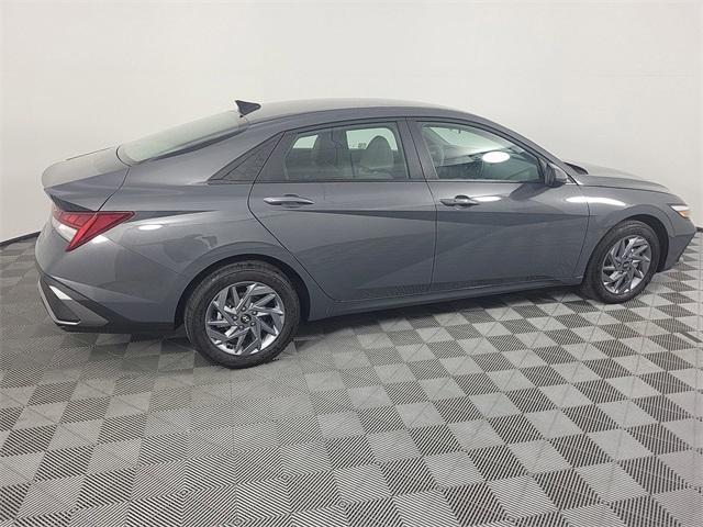 new 2025 Hyundai ELANTRA HEV car, priced at $24,639
