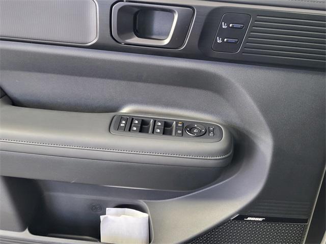 new 2025 Hyundai Santa Fe car, priced at $45,614