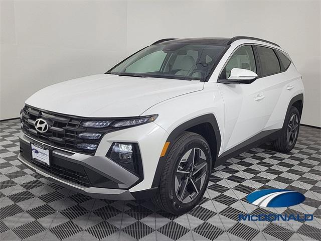 new 2025 Hyundai TUCSON Hybrid car, priced at $37,453