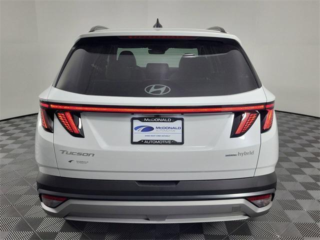 new 2025 Hyundai TUCSON Hybrid car, priced at $37,453