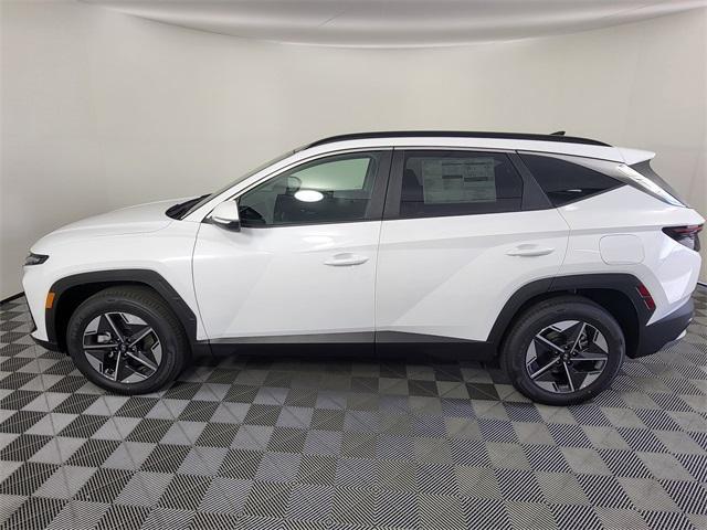 new 2025 Hyundai TUCSON Hybrid car, priced at $37,453