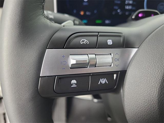 new 2025 Hyundai TUCSON Hybrid car, priced at $37,453