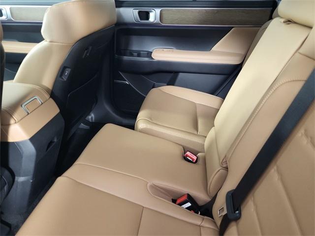 new 2025 Hyundai Santa Fe car, priced at $44,038