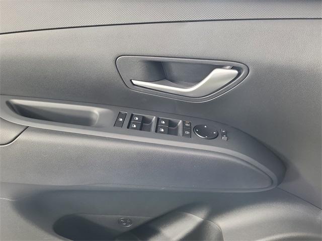 used 2025 Hyundai SANTA CRUZ car, priced at $30,798