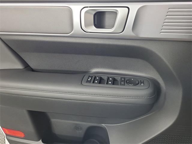 new 2025 Hyundai Santa Fe car, priced at $37,823