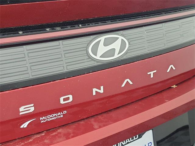 new 2025 Hyundai Sonata Hybrid car, priced at $37,688
