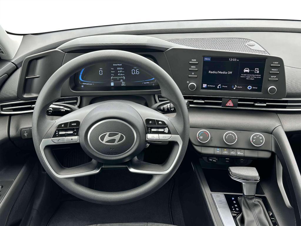 new 2024 Hyundai Elantra car, priced at $22,554