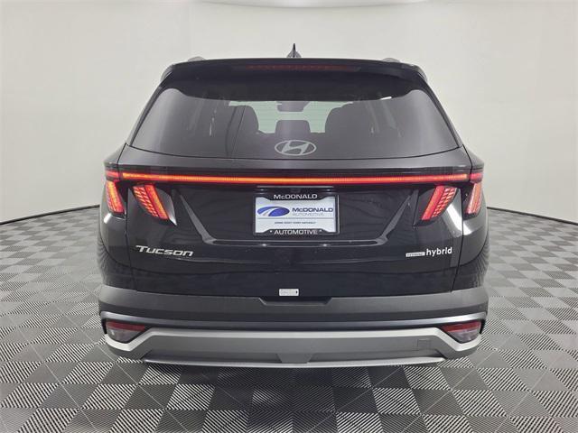 new 2025 Hyundai TUCSON Hybrid car, priced at $36,958