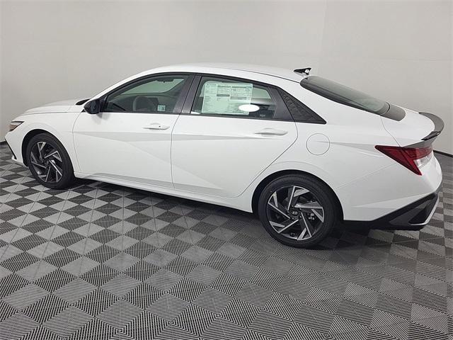 new 2025 Hyundai ELANTRA HEV car, priced at $26,995
