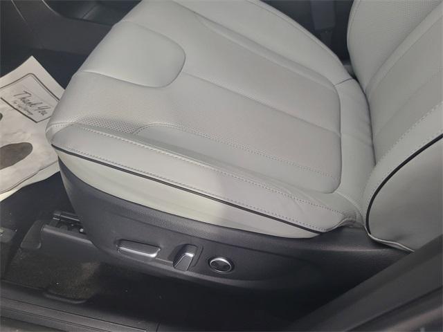 used 2024 Hyundai Palisade car, priced at $37,799