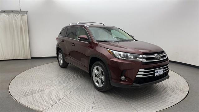 used 2017 Toyota Highlander car, priced at $24,729