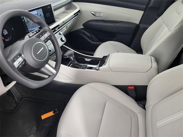 new 2025 Hyundai Tucson car, priced at $32,299