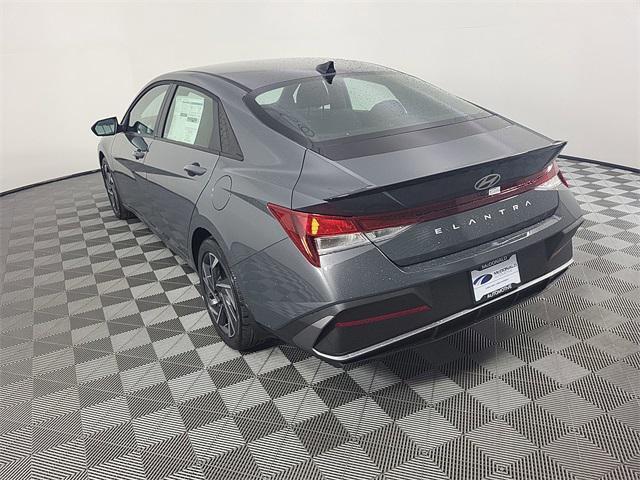 new 2025 Hyundai Elantra car, priced at $23,558