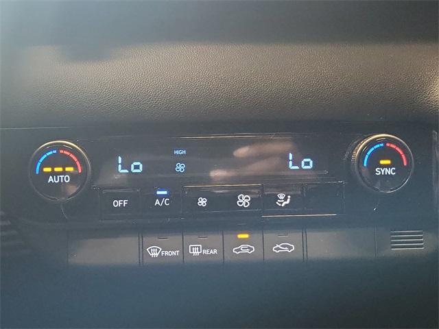 new 2025 Hyundai Elantra car, priced at $23,558