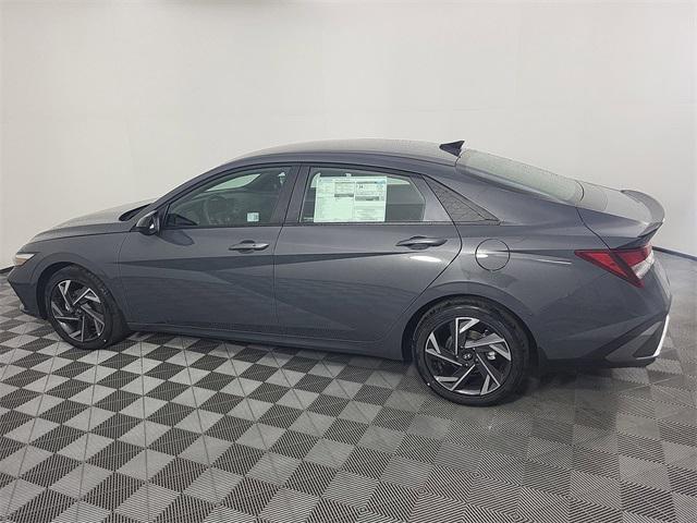 new 2025 Hyundai Elantra car, priced at $23,558