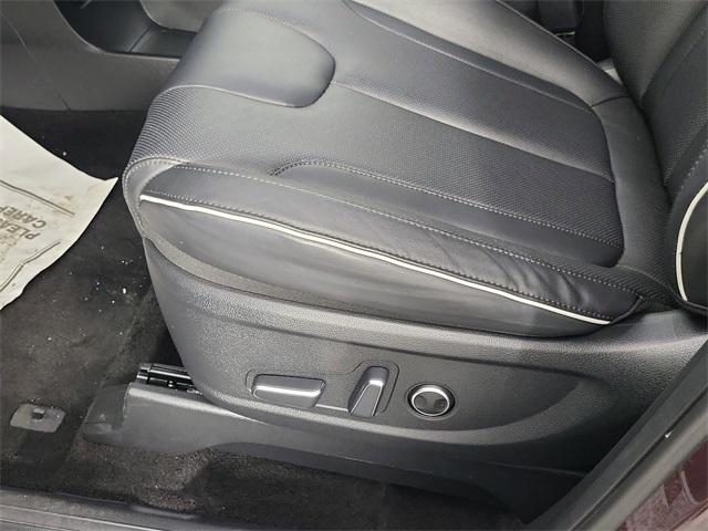 used 2024 Hyundai Palisade car, priced at $34,299