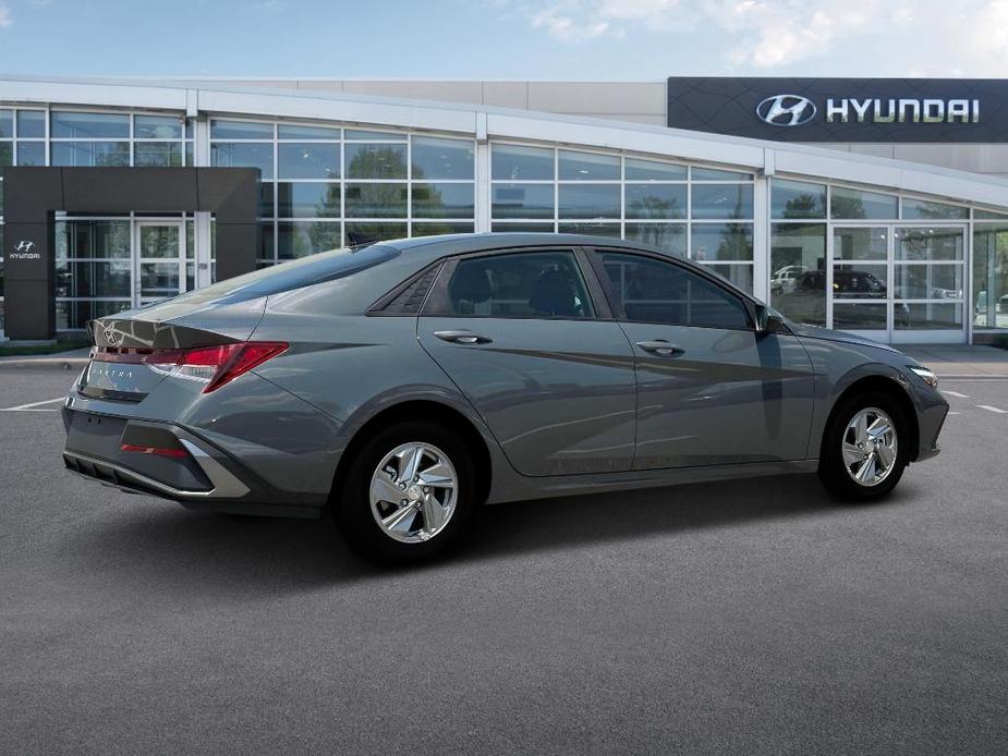 new 2024 Hyundai Elantra car, priced at $21,059