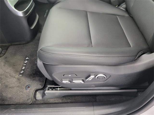 new 2026 Hyundai IONIQ 9 car, priced at $69,579