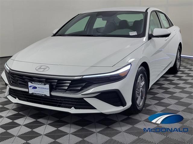 new 2025 Hyundai Elantra car, priced at $22,269