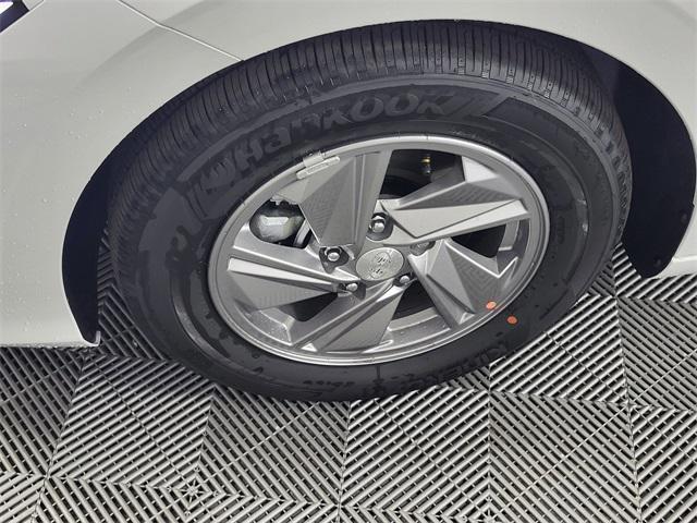 new 2025 Hyundai Elantra car, priced at $23,469