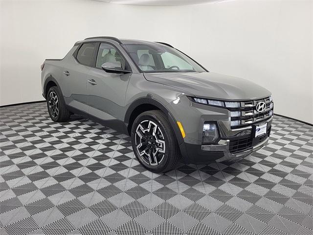 used 2025 Hyundai SANTA CRUZ car, priced at $37,687