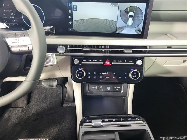 new 2025 Hyundai Tucson car, priced at $39,639