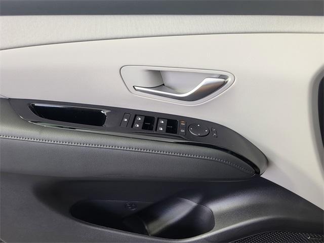 new 2025 Hyundai Tucson car, priced at $39,639