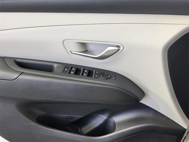 new 2025 Hyundai Tucson car, priced at $29,689